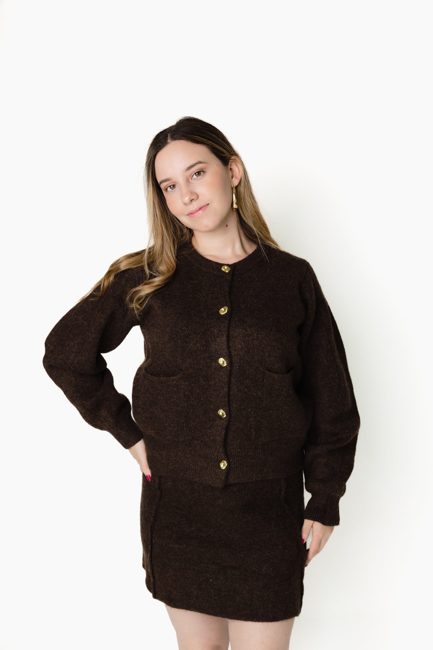 Basic Brown Sueter